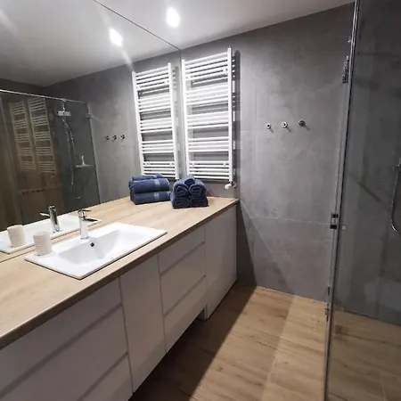 Apartamento Rodzinne Deluxe, W Budynku Baltin