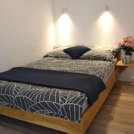 Rodzinne Deluxe, W Budynku Baltin
